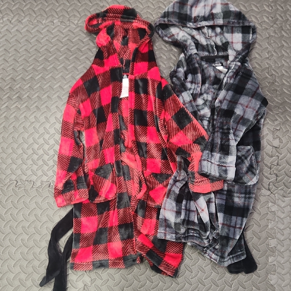 Plaid Hooded Robes in Red and Gray